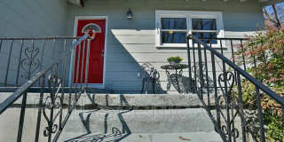 513 Lytle St Gallery 10
