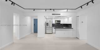 101 Ocean Lane Dr Gallery 10