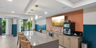Bimini Square Gallery 4