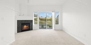 2ND MONTH FREE! Charming Townhome w/ Fireplace, Balcony & More Near Progress Ridge! Gallery 5