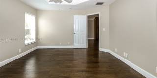 6484 Robinson St Gallery 7