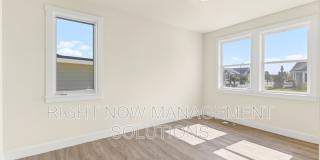 4923 North Glenrock Avenue Gallery 24