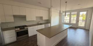 $2,695 / 1 BR - STYLISH & CONVENIENT HOME IN THE HEART OF FREMONT! $2,695 / 1 BR - STYLISH & CONVENIENT HOME IN THE HEART OF FREMONT! Gallery 1