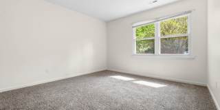 Fully Repainted 2be/1.5ba Duplex With Easy Access To The Highway Gallery 14