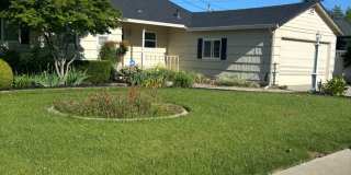 3 B/R 2 BA Charming house COMING SOON! Gallery 1