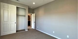$500 OFF FIRST MONTH!! Spacious 4 bedroom, 3 bath Condo in Irvine! $500 OFF FIRST MONTH!! Spacious 4 bedroom, 3 bath Condo in Irvine! Gallery 30