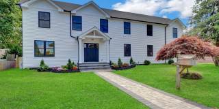 25 Sunnybrook Drive E Gallery 1