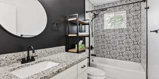 Updated Lincoln 3 Bedroom!! Gallery 16