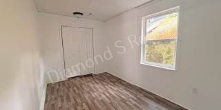 Updated 6 Bedroom Home! Gallery 11