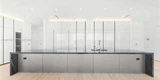 5 Grove Isle Gallery 9