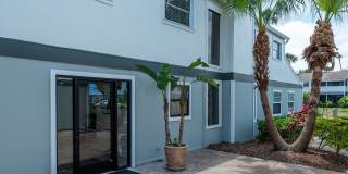 The Artisan Luxury Apartment Gallery 24