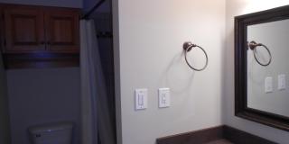 1651 River Road Gallery 10