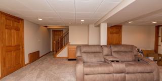 Beautiful 3 bed 2 bath Home - AVAILABLE NOW! Gallery 44