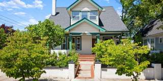 Fully Updated 1912 Audubon Charmer - 5BR/3BA with Hardwoods, Chef's Kitchen & Finished Basement! Gallery 3