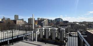 Charming 3 Bedroom- No Broker Fee Gallery 1