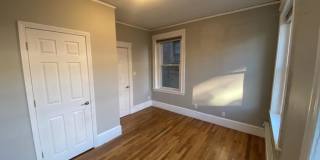 422 Hanover St. Gallery 7