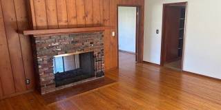 8246 Kinghurst Road Gallery 5