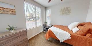 College Town Fayetteville - Student Housing Gallery 35