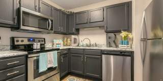 Deep River Pointe Gallery 1