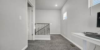 Upper Valley 2 Bedroom 2.5 Bath Gallery 3