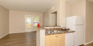 Laurel Vista Apartment Homes Gallery 32