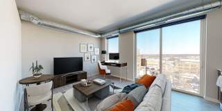 700 Central Gallery 60
