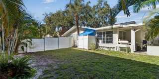 2302 S ARRAWANA AVENUE Gallery 54