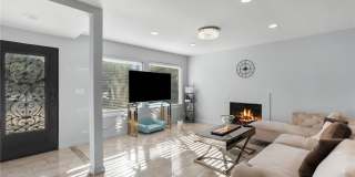 4700 Topanga Canyon Boulevard Gallery 1