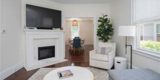 27 Mann Avenue Gallery 8