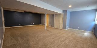 3 Bedroom Duplex in Normal! Gallery 22