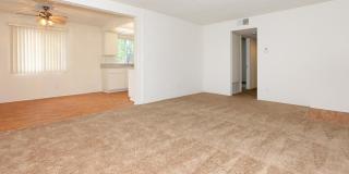 Carlyle Square Apartment Homes Gallery 25