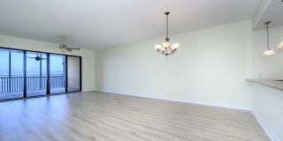 PET FRIENDLY UNFURNISHED ELEVATED PENTHOUSE LIVING WITH PRIVATE ELEVATOR Gallery 9
