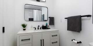 5609 Cervantes Ave Gallery 11