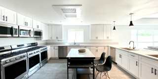 1439 W 37th Drive - Co-Living Gallery 5