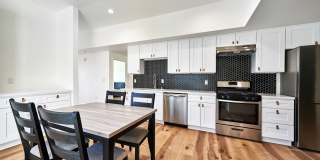 2600 S Catalina Street - Co-Living Gallery 18