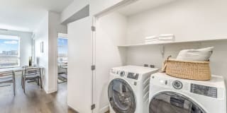 Ariva Luxury Residences Gallery 43