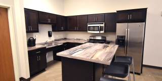 Straus Loft Apartments Gallery 17