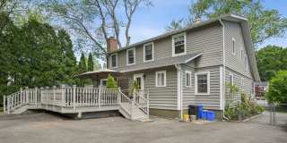 211 Pinelynn Road Gallery 18