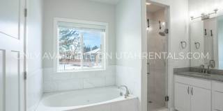 472 S 230 W Gallery 16