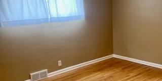 23471 Rensselaer Street Gallery 12