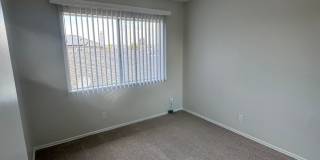 COMING SOON! 3 Bed + 1.5 Bath Townhouse Gallery 22