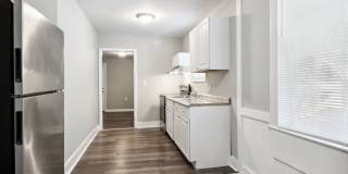 504 West 48th Street Gallery 7