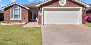 108 Burnham Dr Gallery 1