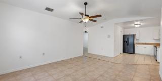 Duplex Lehigh Acres 221 Gallery 6