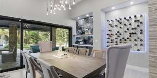 300 E Lacy Lane Gallery 21