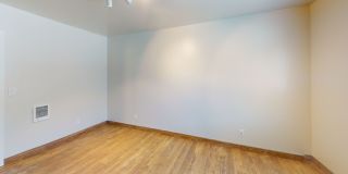 Foothill Gardens Apartments - 1301 - 1317 E. Foothill Blvd. Gallery 38