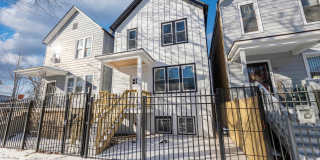 5552 S Shields Avenue Gallery 3