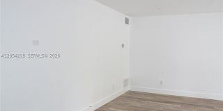 35 Edgewater Dr Gallery 12
