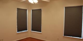 2-BEDROOM IN TERRELL HILLS Gallery 25