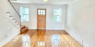 1910 D Street NE Gallery 2